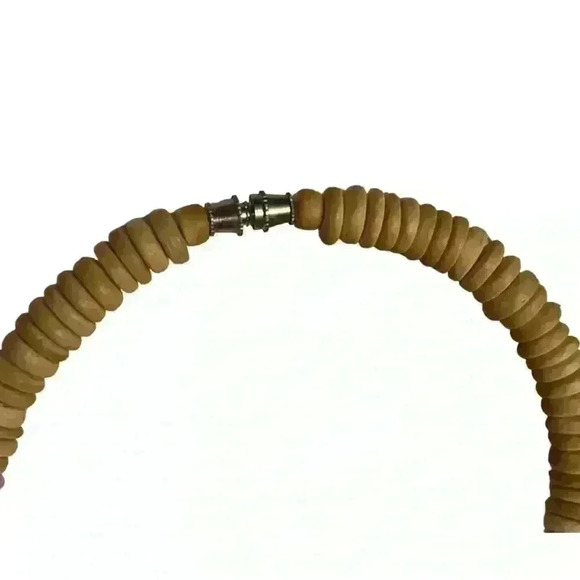 Kitschy cute *maybe 90s vintage* beaded cat statement necklace hand carved - Picture 6 of 11